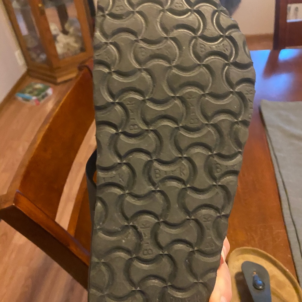 Black Birkenstocks size 8-8.5